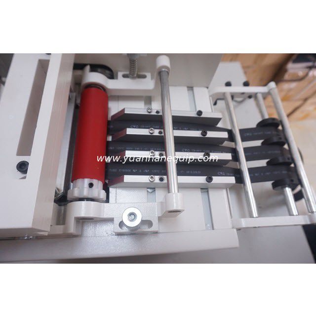 Automatic Multi-material Cutting Machine