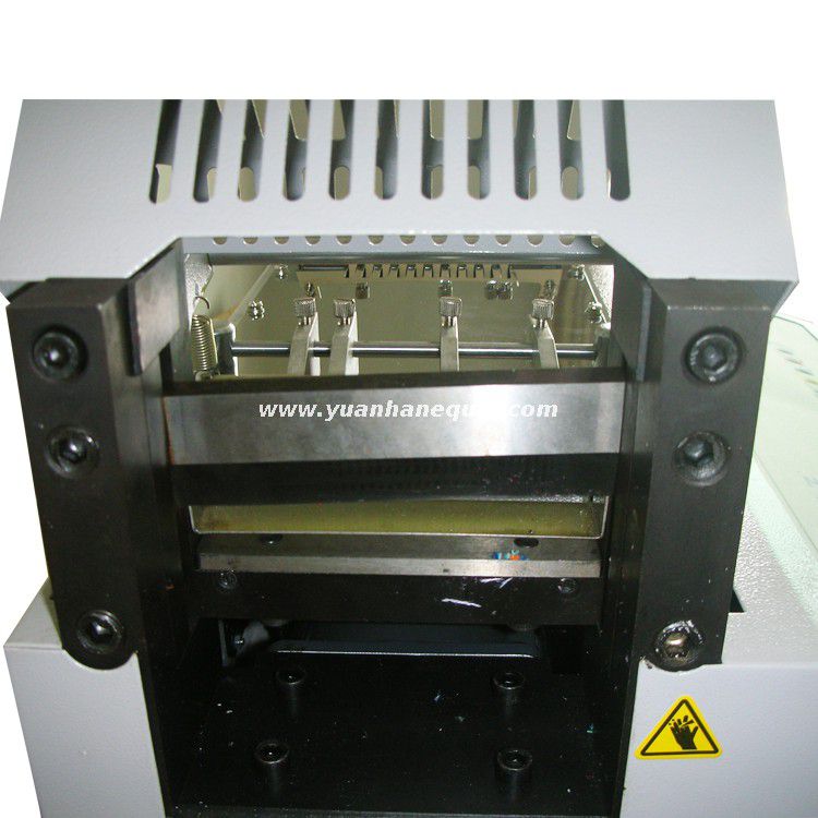 Automatic Zipper Cutting Machine