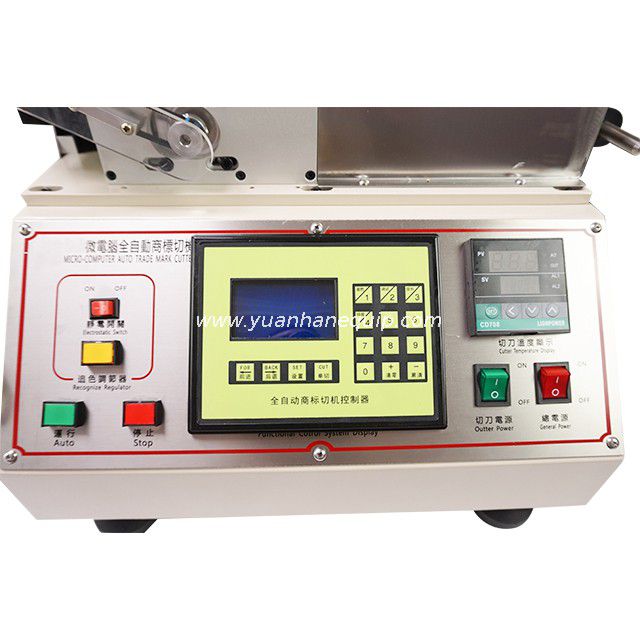 High Speed Hot and Cold Trademark Cutting Machine with Stacking Function