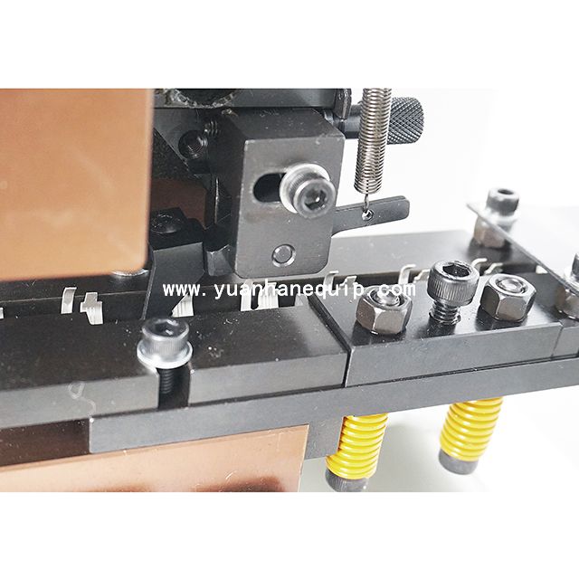 Automatic Flag Terminal Crimping Machine 