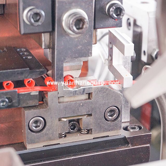 Fully Automatic Tube-shaped Chain Terminal Crimping Machine
