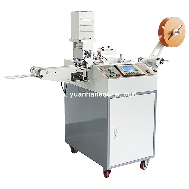 High Speed Ultrasonic Cloth Label Cutting Machine