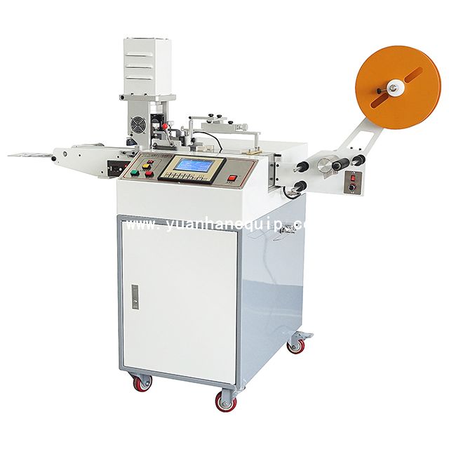 High Speed Ultrasonic Cloth Label Cutting Machine