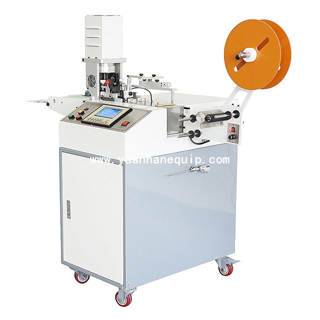 High Speed Ultrasonic Cloth Label Cutting Machine