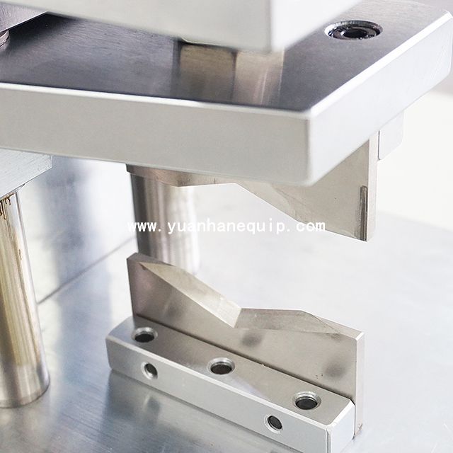 Pneumatic Thick Cable Cutting Machine