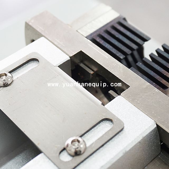 Pneumatic Large Battery Cable Jacket Stripping Machine