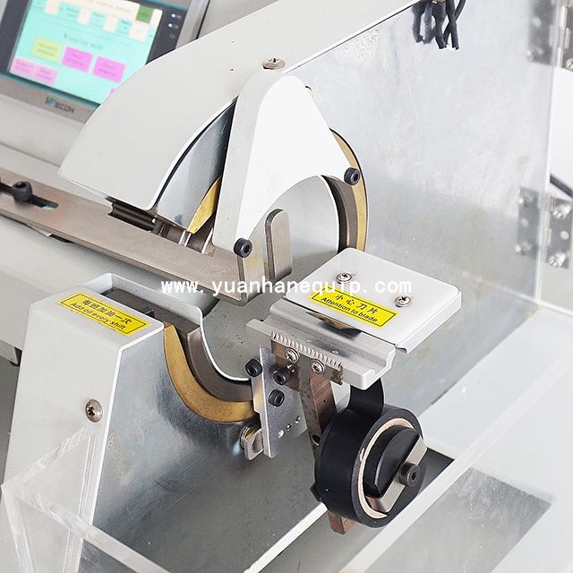 Wire Harness Taping Machine With Cable Pulling Device