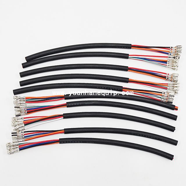 Cable Core Wires Stripping and Crimping Machine