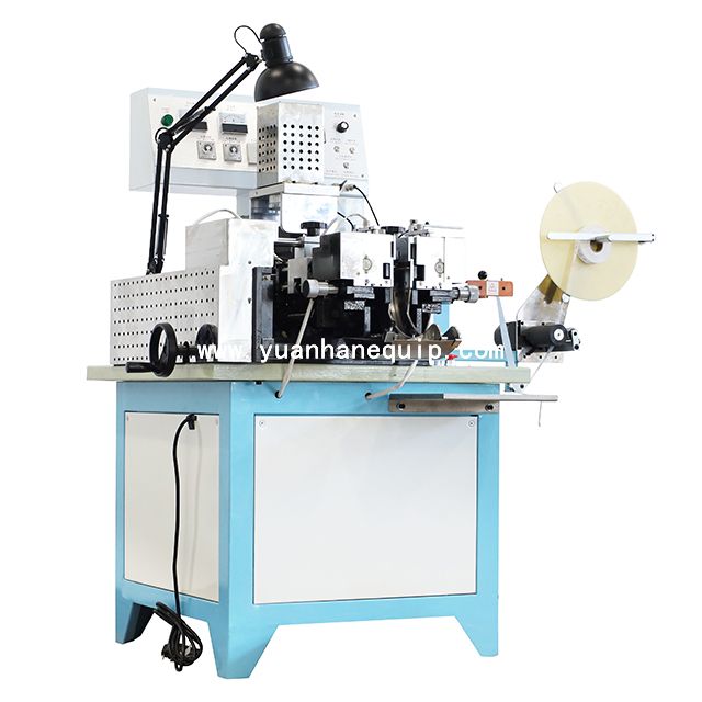 Clothing Label Cutting and Folding Machine