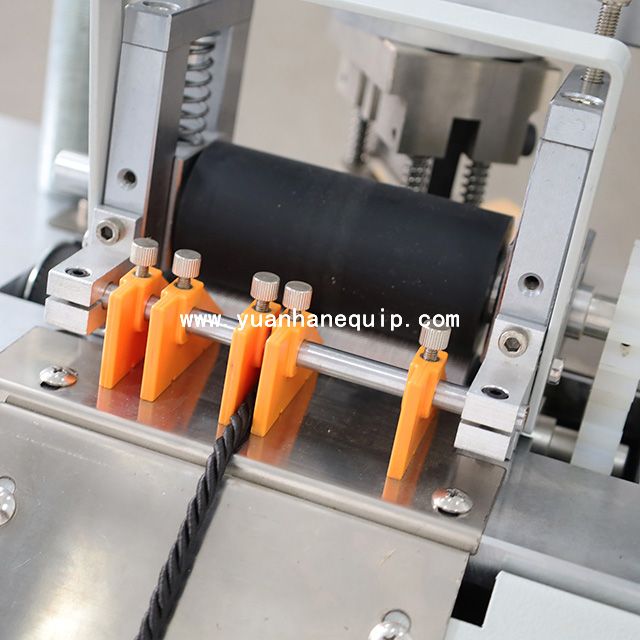 Ultrasonic Webbing and Rope Cutting Machine
