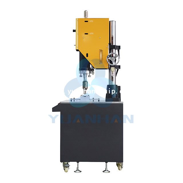Ultrasonic V-shaped Webbing Cutting Machine