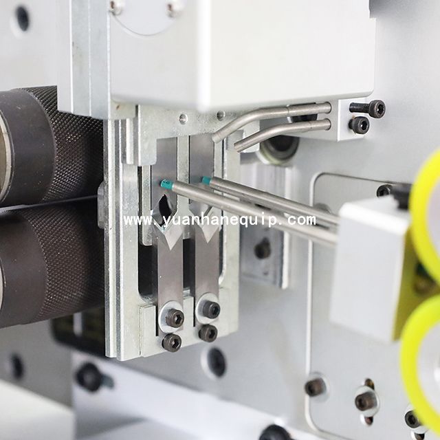 Wire Cutting Stripping and Twisting Machine