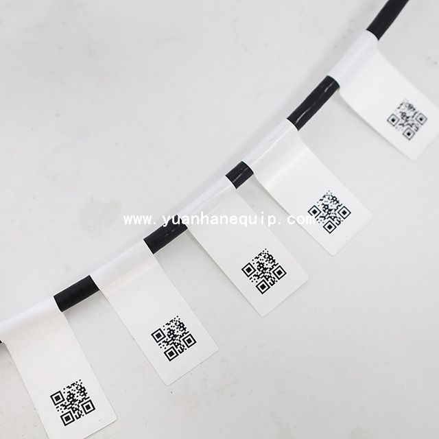 Real-time Printing Half-fold Labeling Machine