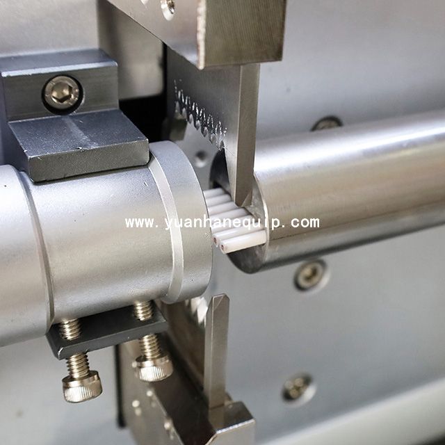 Multi-pin Flat Cable Slitting and Stripping Machine