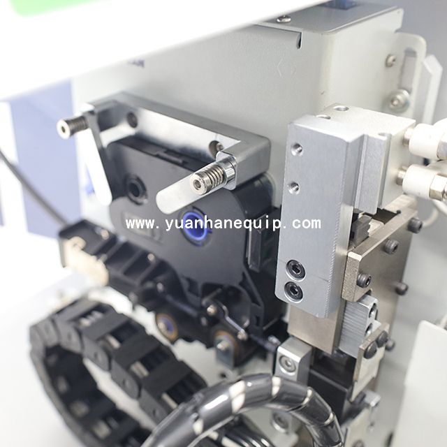 Shrink Tubing Inserting Marking & Shrinking Machine