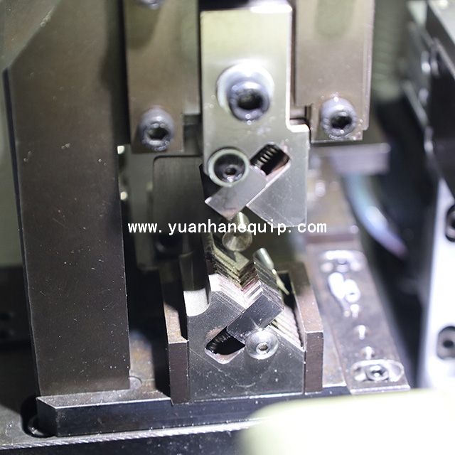 Double Ends Pre-insulated Terminal Crimping Machine 