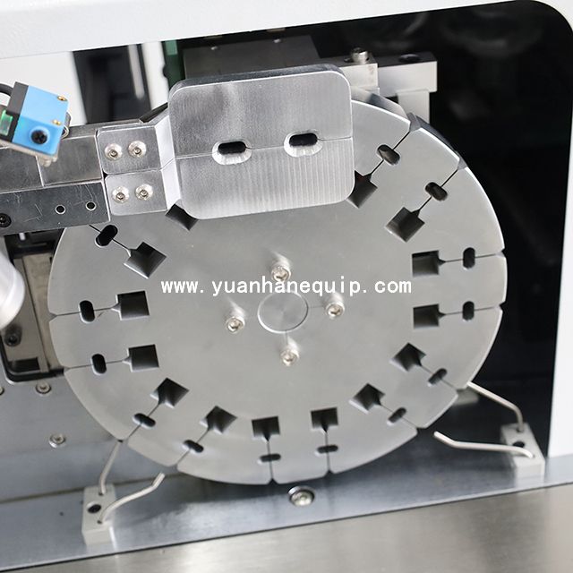 Wire Heat Shrink Tubing Inserting and Sealing Machine