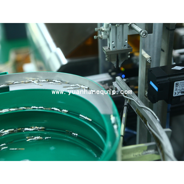 Wire Soldering and Housing Connector Insertion Machine