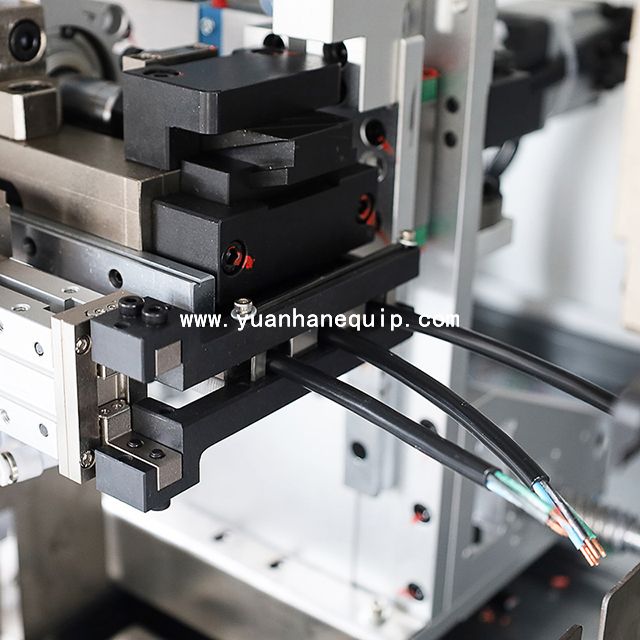 Multi-core Cable Cutting Stripping and Two-end Tinning Machine