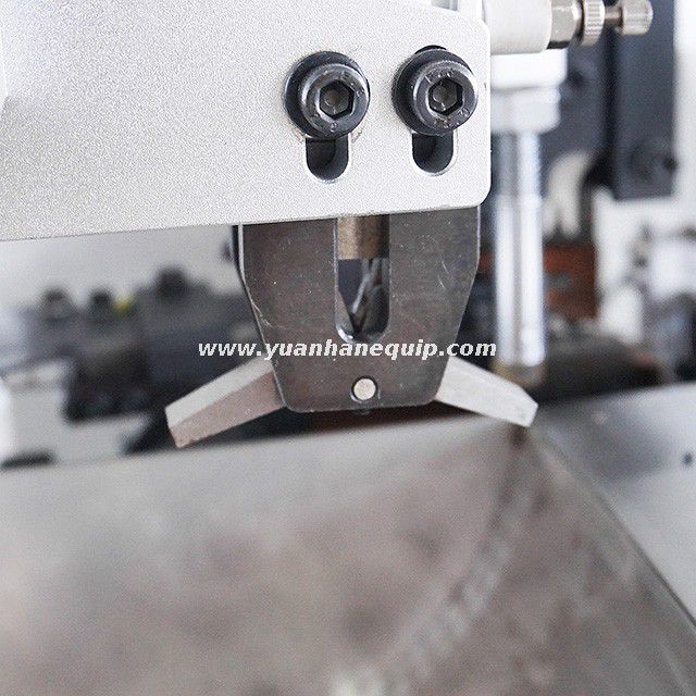 Fully Automatic Wire Cutting Stripping & 2-side Crimping Machine