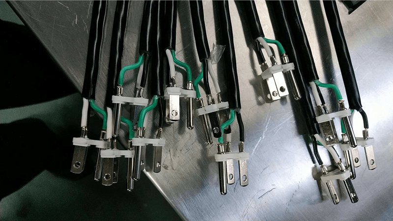 3-Pin Plug Connector Crimping Machine