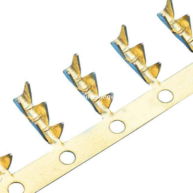 Automatic Shark Teeth Connector Crimping Machine